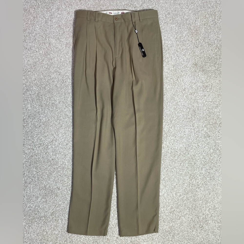NWT Joseph & Feiss Men’s Silk Pleated Slacks Size 36